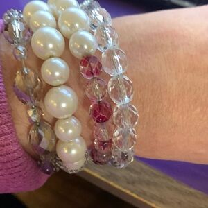 Gorgeous wraparound bracelet*